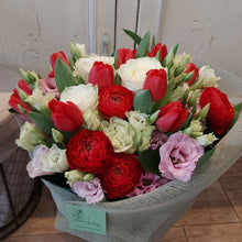 Carica l'immagine nel visualizzatore di Gallery, Passione e Purezza - Bouquet San Valentino Maxi