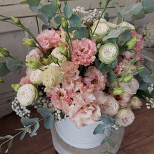 Carica l'immagine nel visualizzatore di Gallery, Flower box - Anniversario