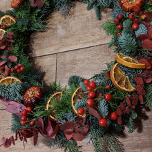 Carica l'immagine nel visualizzatore di Gallery, Ghirlanda con elementi naturali