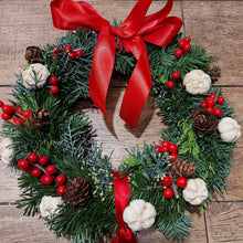 Carica l'immagine nel visualizzatore di Gallery, Ghirlanda con elementi naturali