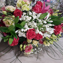 Carica l'immagine nel visualizzatore di Gallery, Bouquet primavera - Maxi Bouquet
