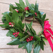 Carica l'immagine nel visualizzatore di Gallery, Coroncine di laurea - Bacche